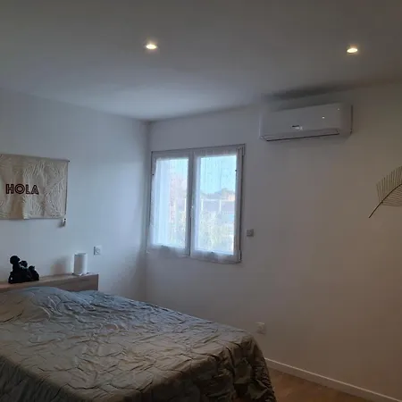 Loucantou Marseillan Villa